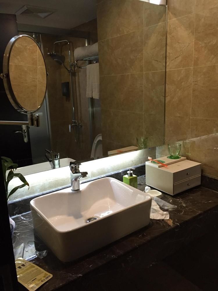 Yj Intl. Hotel Ta-mien-chen Luaran gambar